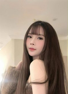 May Sukhumvit - escort in Bangkok Photo 3 of 5