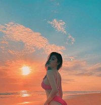 May - escort in Hanoi