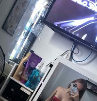 May - puta in Manila