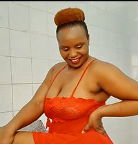 May - puta in Nairobi