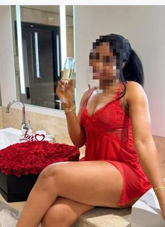 Maya - escort in Chandigarh Photo 2 of 4