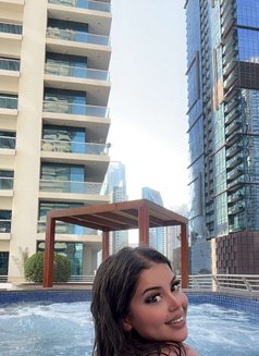 Maya - puta in Dubai Photo 1 of 5