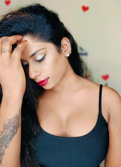 Maya Baby - Transsexual escort in Chennai Photo 4 of 5