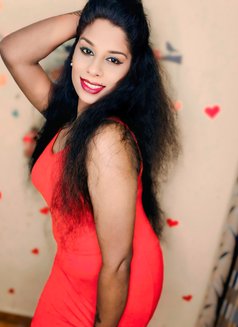 Maya Baby - Acompañantes transexual in Chennai Photo 2 of 4