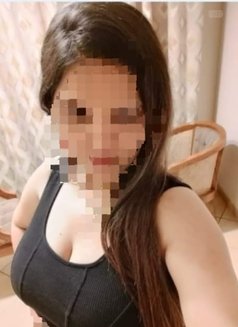 Maya bhabhi - biggest boobs in MR - puta in Mumbai Photo 14 of 22