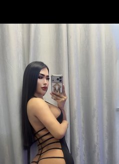 Maya (both )b2b Vip 🇴🇲 - Transsexual escort in Muscat Photo 13 of 13