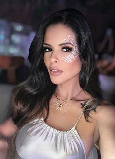 Maya - escort in Dubai Photo 7 of 13