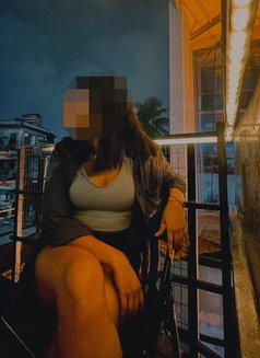 Avl for Cam show, Chat and Real meet - escort in Chennai Photo 3 of 4