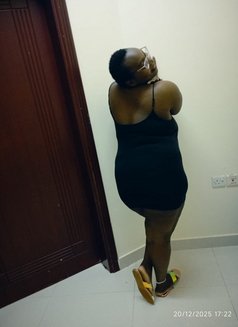 Maya - escort in Muscat Photo 4 of 4