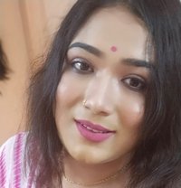 Maya Darling - puta in Kolkata