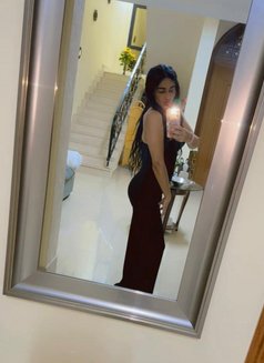 Maya - escort in Abu Dhabi Photo 9 of 9