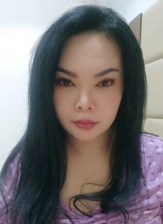 Maya - Masajista in Al Juffair Photo 7 of 9