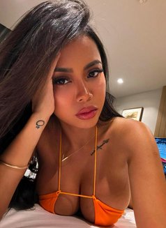 Maya - escort in Hong Kong Photo 5 of 5