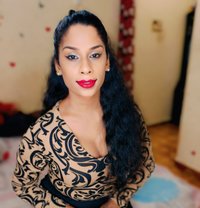 Maya - Transsexual escort in Chennai