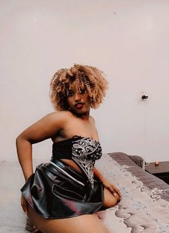 Maya Escorts - escort in Khobar Photo 5 of 6