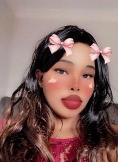 Maya Escorts - puta in Dammam Photo 3 of 3