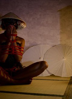 Maya - escort in Hanoi Photo 5 of 8