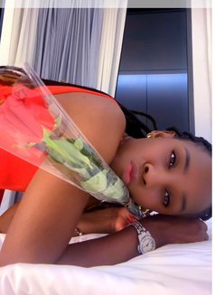 Maya - puta in Pattaya Photo 2 of 4