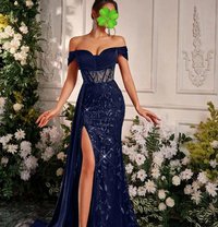 Leah - escort in Maldives