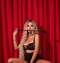 Maya From Kazakhstan - Acompañantes transexual in Dubai