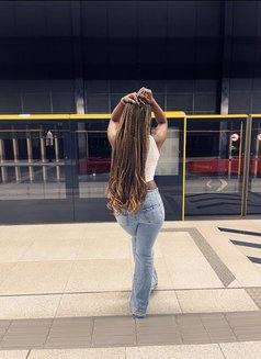 Maya - escort in Lagos, Nigeria Photo 4 of 6