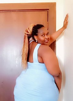 Maya - escort in Riyadh Photo 5 of 6