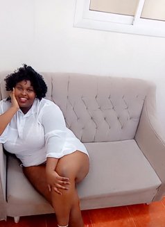 Maya - puta in Riyadh Photo 8 of 10