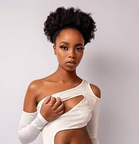 Maya Hinjawadi - puta in Pune Photo 1 of 3