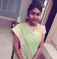 Maya - masseuse in Chennai