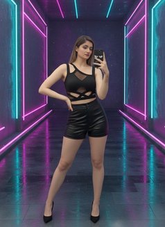 Maya - escort in Dubai Photo 5 of 6