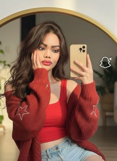 Maya - Masajista in Dubai Photo 1 of 2