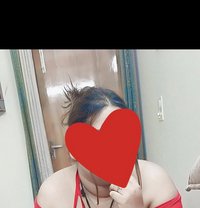 Maya - puta in Noida Photo 2 of 3