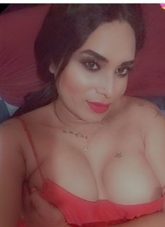 Maya - Transsexual escort in Bangalore Photo 18 of 18