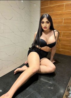 Maya - Transsexual escort in Manali Photo 21 of 23