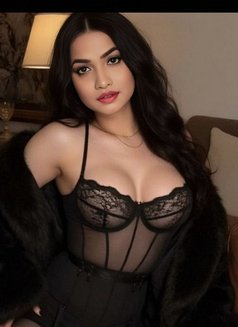 Maya - Transsexual escort in New Delhi Photo 25 of 26