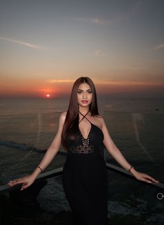 Maya - Acompañantes transexual in New Delhi Photo 14 of 21