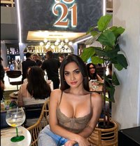 Maya - Transsexual escort in New Delhi Photo 6 of 28