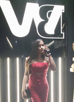 Maya - Transsexual escort in New Delhi Photo 14 of 29