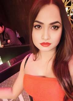 Maya - Transsexual escort in New Delhi Photo 21 of 29
