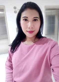 Maya - masseuse in Indore Photo 2 of 3