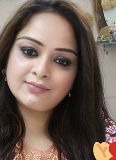 Maya Khanna Riyal Meet - escort in Mumbai Photo 1 of 1