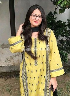 Maya Kumari - puta in Chennai Photo 2 of 2