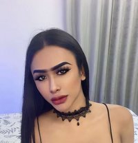 Maya (both )Vip massage 🇴🇲 - Transsexual escort in Muscat Photo 1 of 12