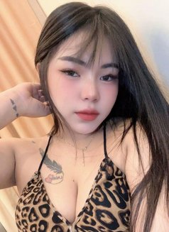 Maya - masseuse in Al Manama Photo 5 of 9