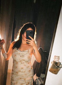 Maya. M - puta in Dubai Photo 2 of 7