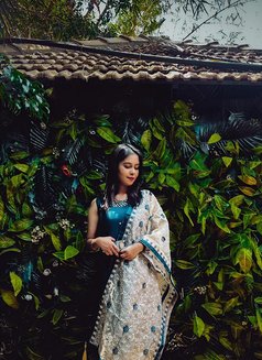 Maya. M - puta in Dubai Photo 6 of 7