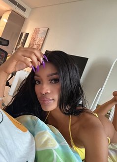 Maya - escort in Dubai Photo 2 of 7