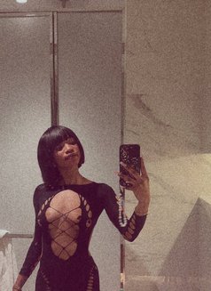 Maya - escort in Dubai Photo 3 of 7