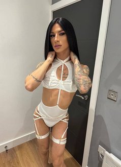 Maya Brazilian XL - Transsexual escort in Dubai Photo 5 of 26