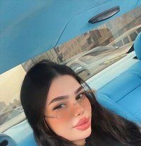 Maya - escort in Abu Dhabi Photo 4 of 5